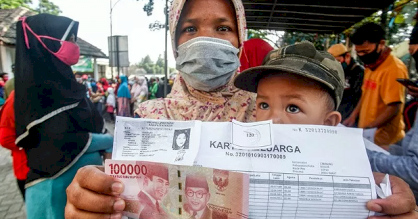 Catat! Penerima BLT dan Kartu Sembako Bakal Dapat Tambahan Uang