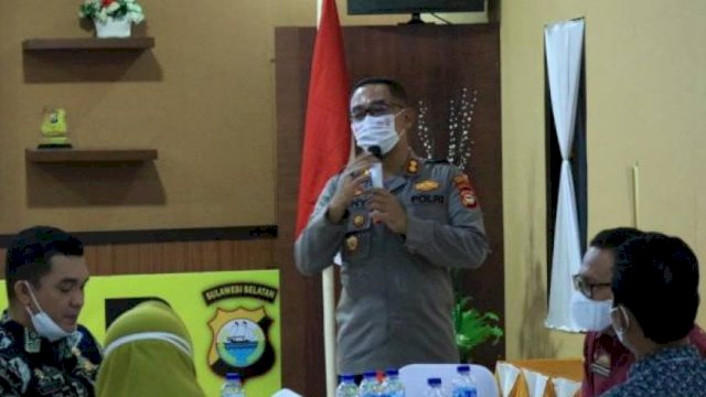 Sekda Takalar Hadiri Rakor Percepatan Vaksinasi Bagi Pelajar