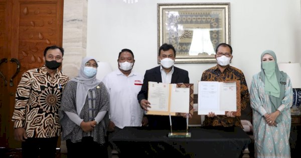 Pemkot Makassar Bangun Kerja Sama dengan ITB Nobel Indonesia di Bidang Pendidikan