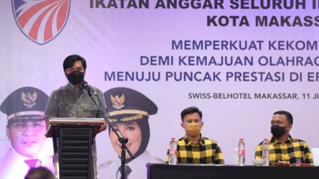 Plt Kepala Bapenda Kota Makassar, Firman Pagarra. (Dok Humas Pemkot Makassar)