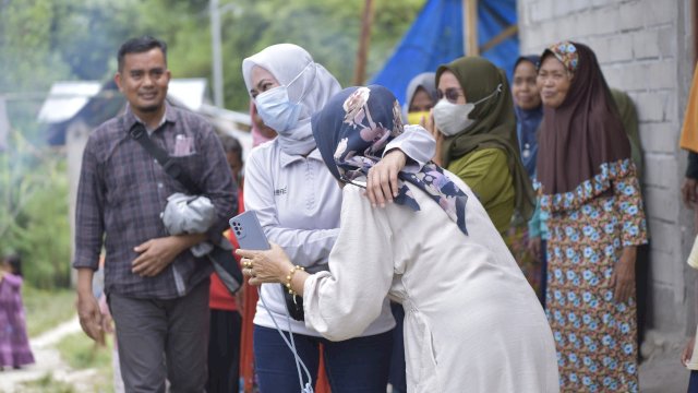 Setelah 70 Tahun, Warga Lantang Tallang Lutra Akhirnya Nikmati Listrik PLN