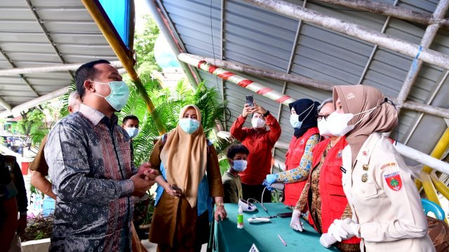 Kebut Vaksinasi, Pemprov Sulsel Bagi-bagi Hadiah