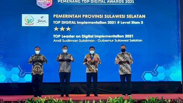 Pemprov Sulsel Raih Penghargaan Top Digital Award 2021