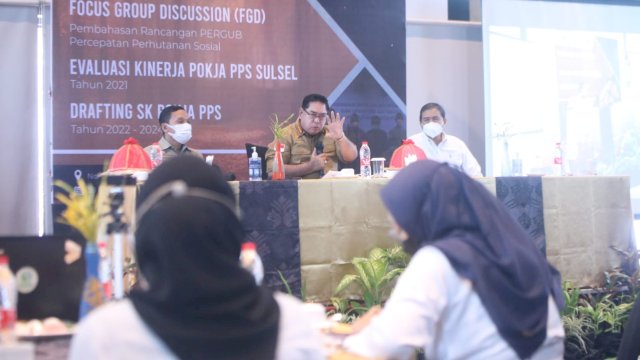 Abdul Hayat Tekankan 13 Poin Penting dalam Rapat Evaluasi Kinerja Pokja PPS