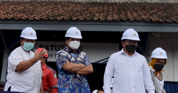 Tinjau Jalur Ganda KA Bogor-Sukabumi, Fauzi Titip Penyelesaian Kereta Api Sulsel