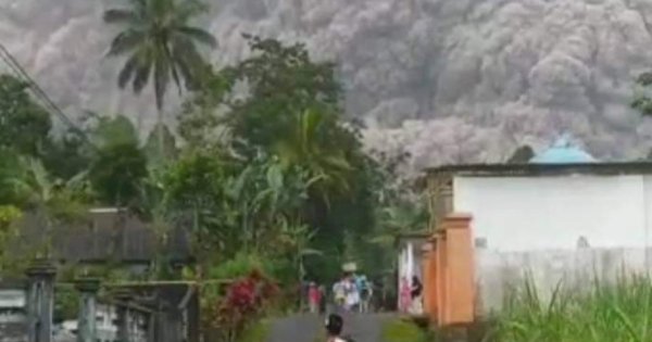 Bantuan Korban Erupsi Gunung Semeru Terus Berdatangan