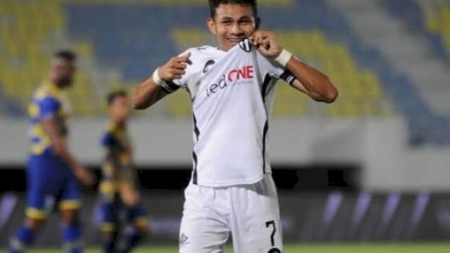 Seleberasi Pemain Timnas Malaysia, Faisal Halim bersama klub Terengganu FC. (Instagram: mohamadfaisal_halim)