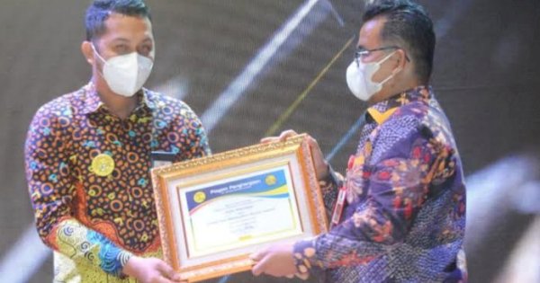 Makassar Raih Penghargaan Kota Metropolitan Ramah Sepeda