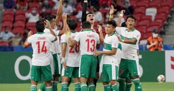 Pelatih Thailand Prediksi Timnas Indonesia Akan Menakutkan di Masa Depan