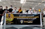 Anggota DPR RI Sambut Juara Nasional Drag Race di Bandara Djalaludin Gorontalo