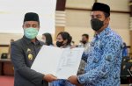 Serahkan Petikan SK PNS 2019, Ini Imbauan Plt Gubernur Sulsel