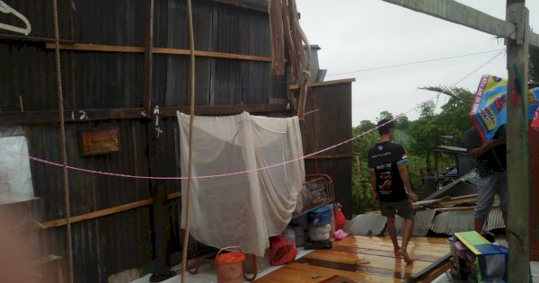 Angin Kencang Rusak 4 Rumah di Makassar 