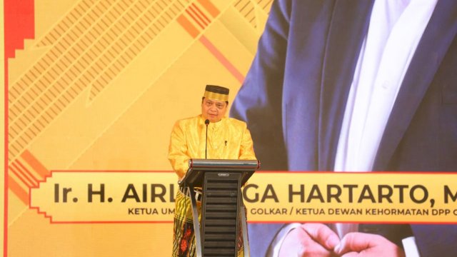 Waspada Omicron, Airlangga Hartarto Minta Masyarakat Sulsel Untuk Tidak Keluar Negeri