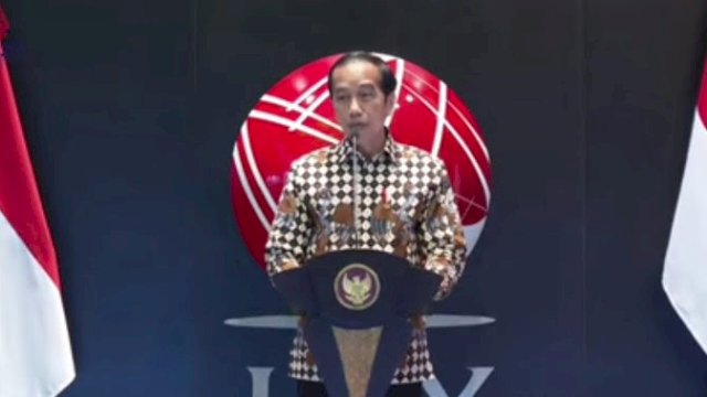 Presiden Joko Widodo saat menghadiri Peresmian Pembukaan Perdagangan Bursa Efek Indonesia, di Gedung Bursa Efek Jakarta, Senin (3/1/12022). (Istimewa)