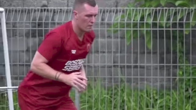 Joop Gall Pastikan Adam Mitter Jadi Pilihan kala PSM Hadapi Persebaya 