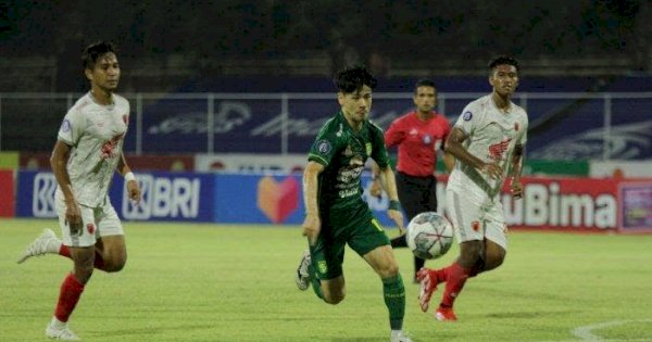 Dua Kali Blunder, PSM Ditekuk Persebaya