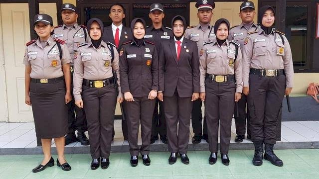 Terlalu Mirip, Polisi Ingin Ubah Warna Seragam Satpam