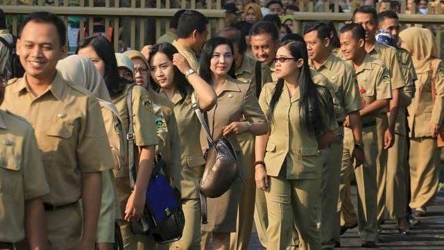 Apa Sanksi Bagi PNS yang Nekat Liburan ke Luar Negeri?