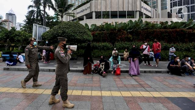 Luhut Minta Mereka yang Belum Vaksin 2 Kali Tidak Beraktivitas di Ruang Publik