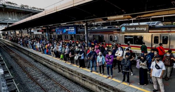 Mahasiswa UI Tertabrak KRL, Terseret hingga 25 Meter