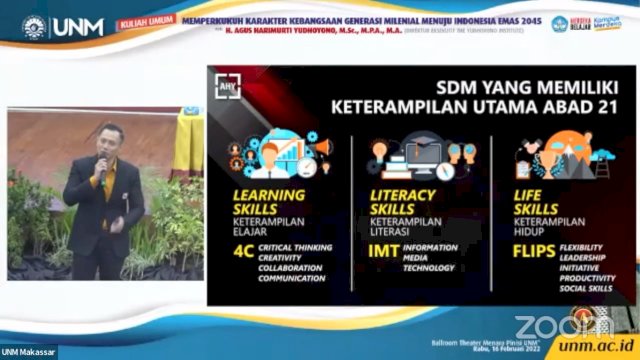 Direktur Ekssekutif The Yudhoyono Institute, Agus HArimurti Yudhoyono membawakan kuliah umum di Universitas Negeri Makassar, Rabu (16/2/2022). (Foto: Tangkapan layar Zoom)