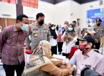 Bersama Kapolda Sulsel, Andi Sudirman Tinjau Vaksinasi Booster Presisi