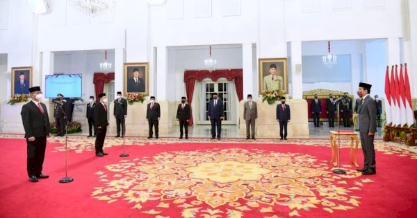 Presiden Jokowi Lantik Gubernur Lemhanas Andi Widjajanto