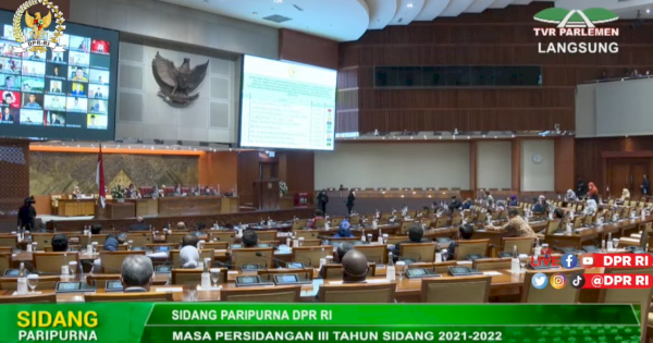 Rapat Paripurna DPR Sahkan Anggota KPU-Bawaslu RI periode 2022-2027