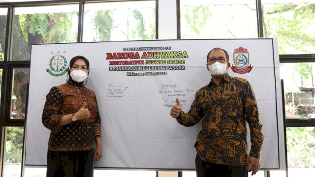 Wali Kota Makassar, Moh Ramdhan ‘Danny’ Pomanto dan Kepala Kajari Makassar, Andi Sundari sepakat hadirkan Restorative Justice House di Makassar untuk menyelesaikan berbagai kasus yang dialami masyarakat. (foto: abatanews/Wahyuddin)