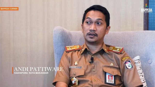 Kadispora Makassar Andi Pattiware (Foto: tangkapan layar YouTube Bappeda Makassar)