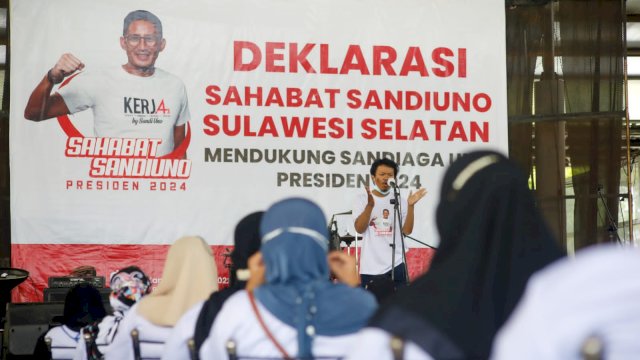 Sahabat Sandiuno Sulawesi Selatan mendeklarasikan Menparekraf, Sandiaga Uno sebagai presiden 2024 yang dilaksanakan di Dafest Daya Makassar, Rabu (31/3/2022). (Abatanews/Imam Adaka)