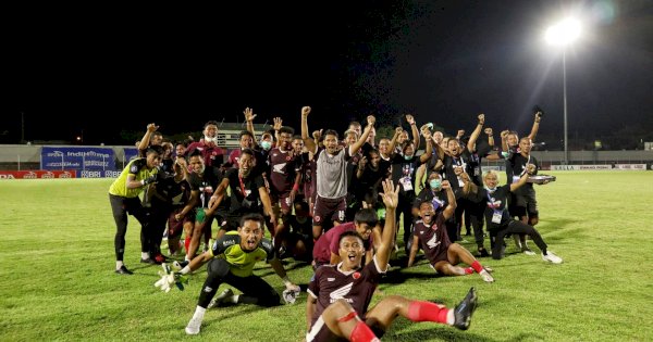 Joop Gall sempat Terkejut dan Mengira PSM Lawan 12 Pemain Persiraja 