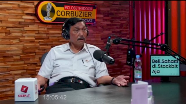 Luhut Binsar Pandjaitan hadir di podcast Deddy Corbuzier. 