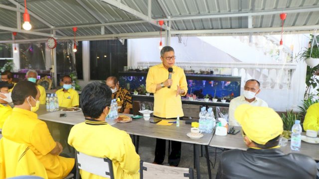 Ketua DPD I Golkar Sulsel, Taufan Pawe menghadiri konsolidasi bersama kader DPD II Golkar Toraja Utara dan Tana Toraja, pada Rabu (16/3/2022). (Foto: ABATANEWS/Imam) 