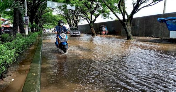 Andi Sudirman Dilantik Gubernur, Warga Gowa Harap Jalan Ini Segera Diperbaiki