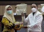 Menpora Serahkan Alat Olahraga ke Unhas, Prof Dwia: Untuk Pengembangan Talenta