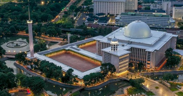 Masjid Istiqlal Jadi Rumah Ibadah Paling Sejuk di Dunia