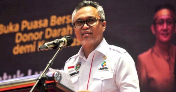 Serahkan SK PPPK, Bupati Budiman Curhat Jadi Guru Honor Selama 17 Tahun