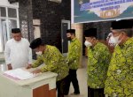 Kukuhkan Pengurus Masjid Al Ikhlas, DMI Sulsel Juga Serahkan Bantuan
