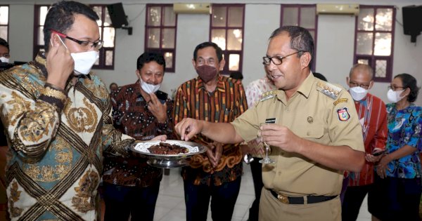 Tepis Makassar Kota Intoleran, Pendeta Sediakan Danny Buka Puasa 