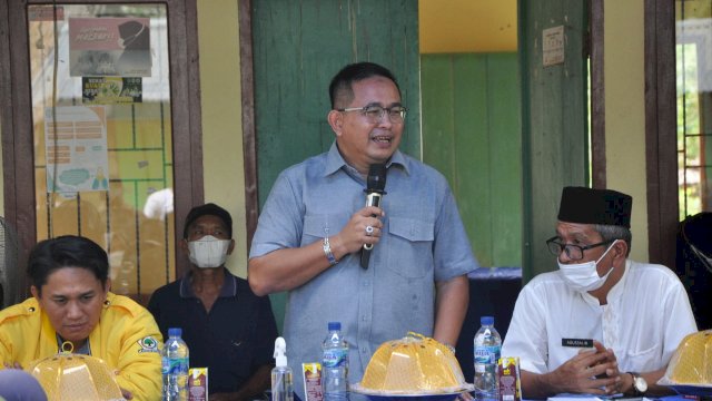 Sosialisasi 4 pilar kebangsaaan Anggita DPR RI Muhammad Faauzi di Masambaa 25/4/2022. (Foto: ist)