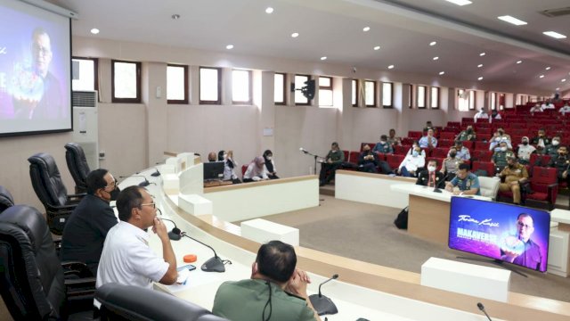 Wali Kota Makassar, Moh. Ramdhan ‘Danny’ Pomanto menerima kunjungan resmi dari peserta Studi Strategis Dalam Negeri (SSDN) Lembaga Ketahanan Nasional (Lemhanas) RI program pendidikan Reguler Angkatan LXIII tahun 2022, di Ruang Sipakatau Kantor Balaikota Makassar, pada Rabu (6/4/2022). (Foto: ABATANEWS/Wahyuddin) 