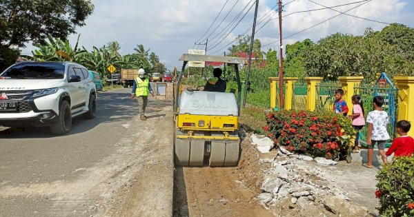 Pemprov Sulsel Mulai Kerjakan Jalan Poros Pinrang-Rappang