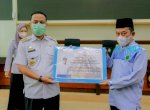 Gubernur Sulsel Beri Insentif 4.000 Guru Ngaji se-Sulsel, Totalnya Rp5 M