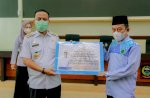 Gubernur Sulsel Beri Insentif 4.000 Guru Ngaji se-Sulsel, Totalnya Rp5 M