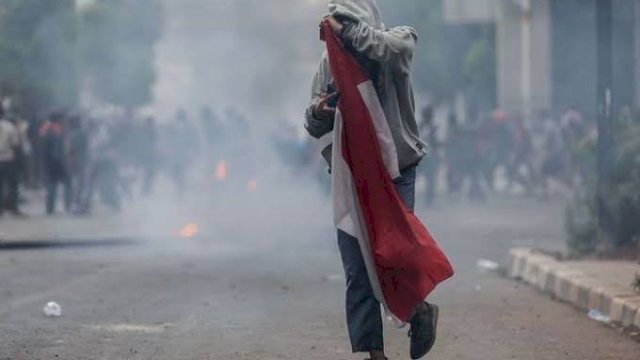 Viral foto anak STM ikut demo pada tahun 2019 lalu. (Foto: Kompas.com) 