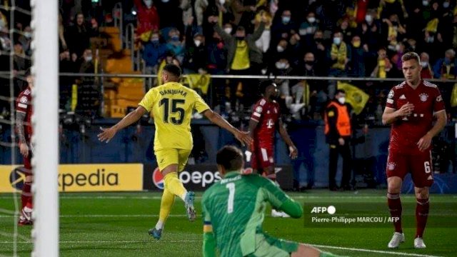 Pemain Villareal melakukan selebrasi saat mencetak gol ke gawang Bayern Munchen pada babak 8 besar Liga Champions Eropa di leg pertama. (Foto: AFP) 