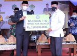 Bupati Serahkan Bantuan Kepada TPQ Binaan Kemenag Takalar