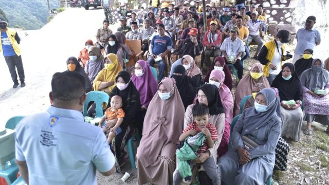 Anggota MPR/DPR RI Muhammad Fauzi menggelar sosialisasi empat pilar di Desa Komba, Kecamatan Rongkong, Luwu Utara (26/5/2023)