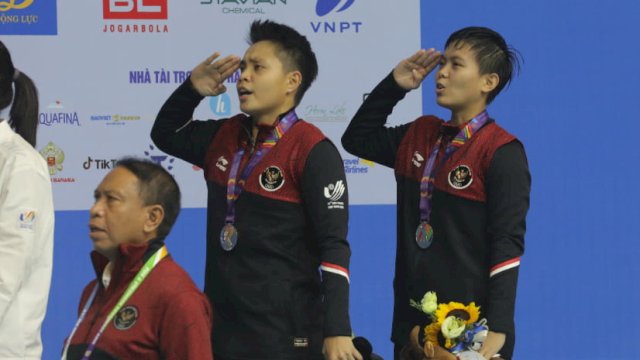 Apriani Rahayu/Siti Fadia Ramadhanti berhasil menyabet medali emas pada cabang bulutangkis di sektor ganda putri kategori perseorangan SEA Games 2021, pada Ahad (22/5/2022). (Foto: PBSI)